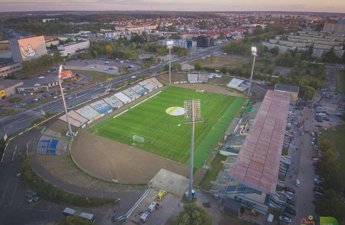 {Tylko jedna firma stanęła do przetargu na modernizację stadionu olsztyńskiego Stomilu.}